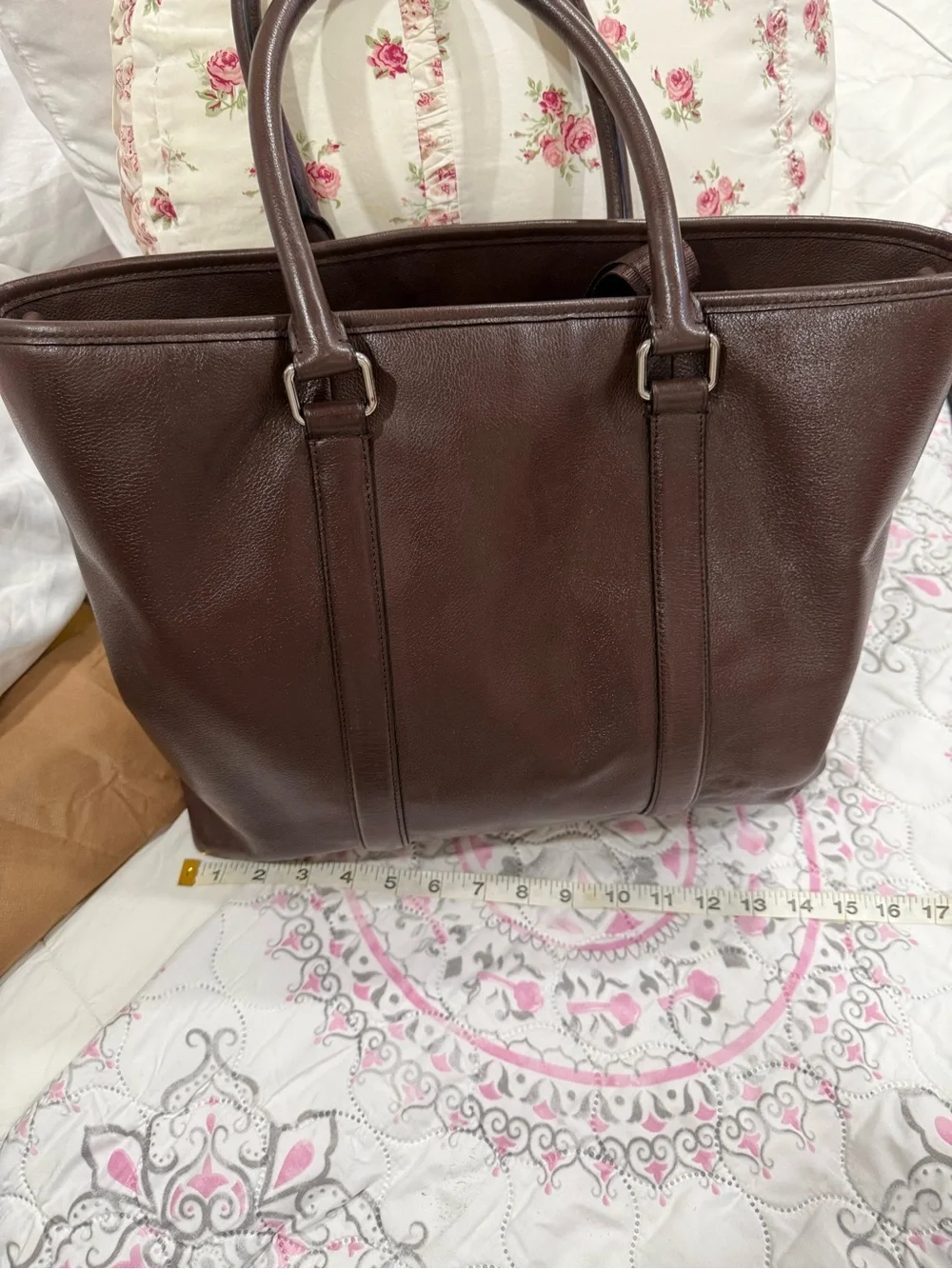 Coach leather Tote Bag in Dark Brown - Men’s Carryall 2 way straps.